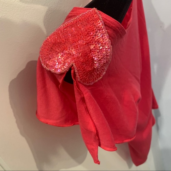 Armani Exchange pink fushia shoulder heart sequined T-Shirt - Picture 4 of 9
